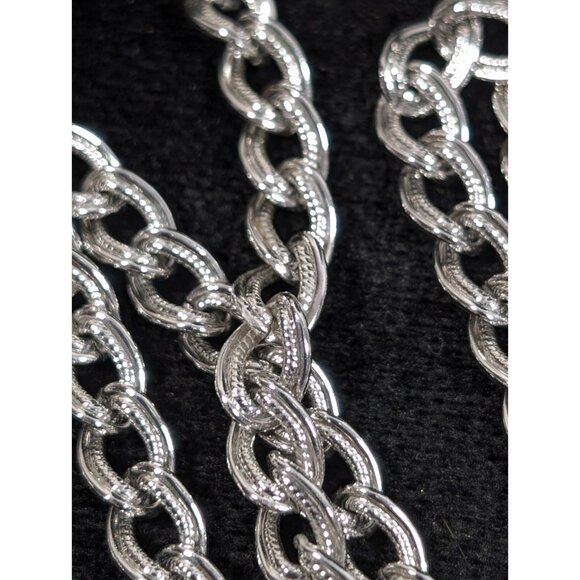 Vintage Monet Silver Tone Textured Curb Chain Link Long Opera Necklace 54 inches - Picture 7 of 12